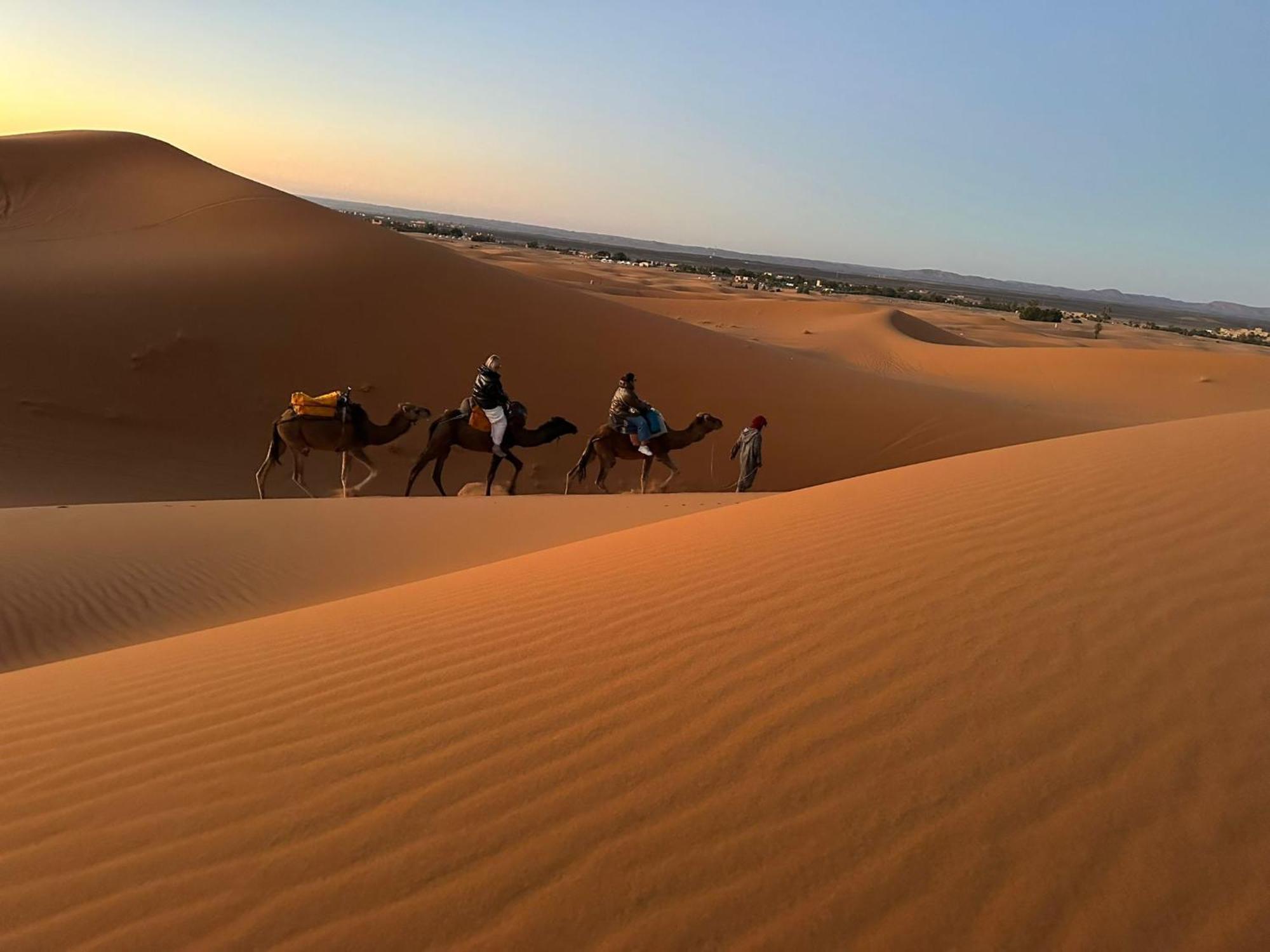 Riad Marhaba Merzane Luaran gambar
