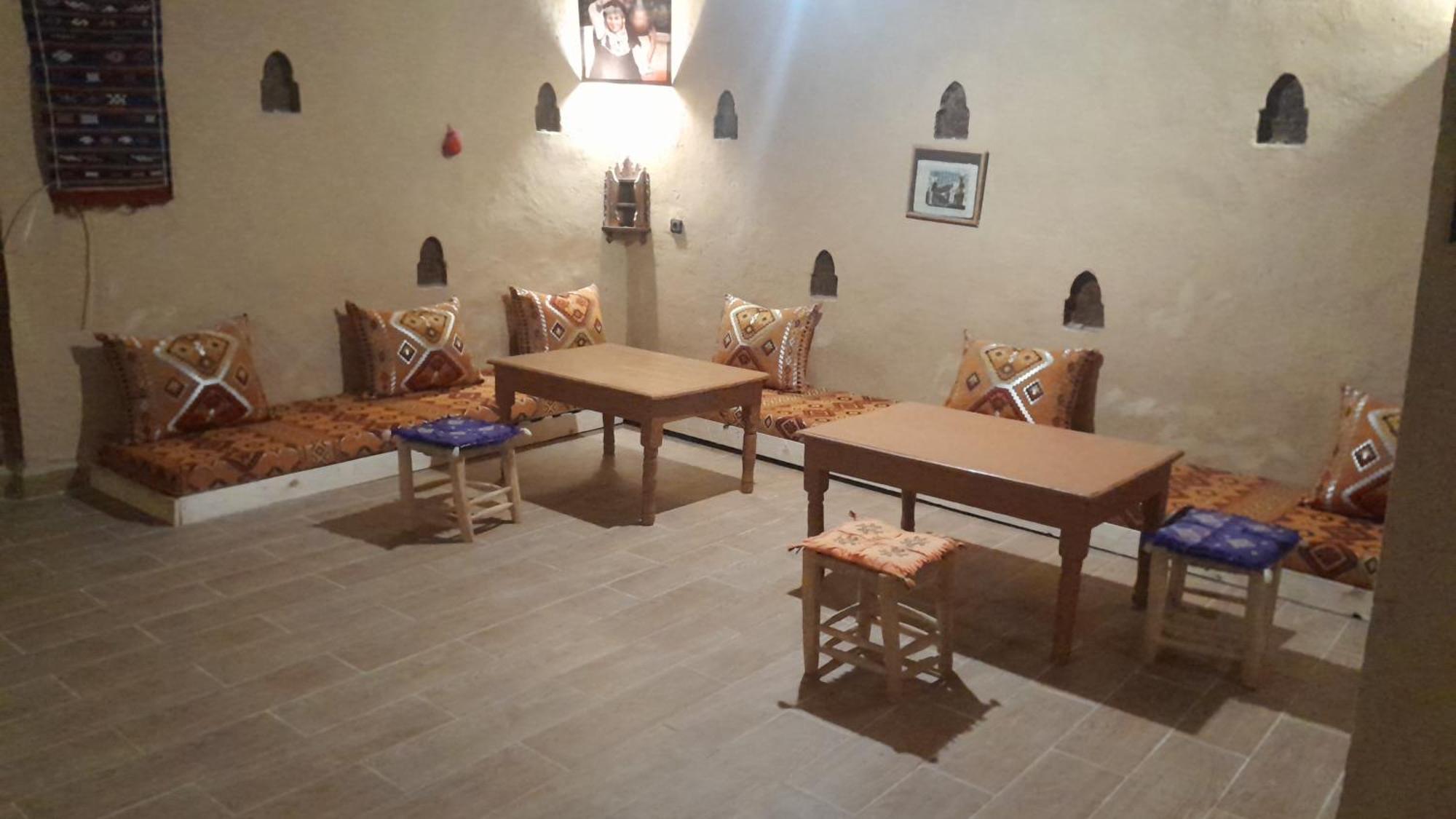 Riad Marhaba Merzane Luaran gambar
