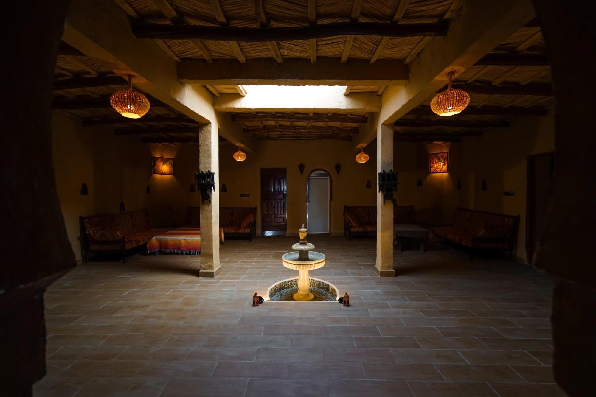 Riad Marhaba Merzane Luaran gambar