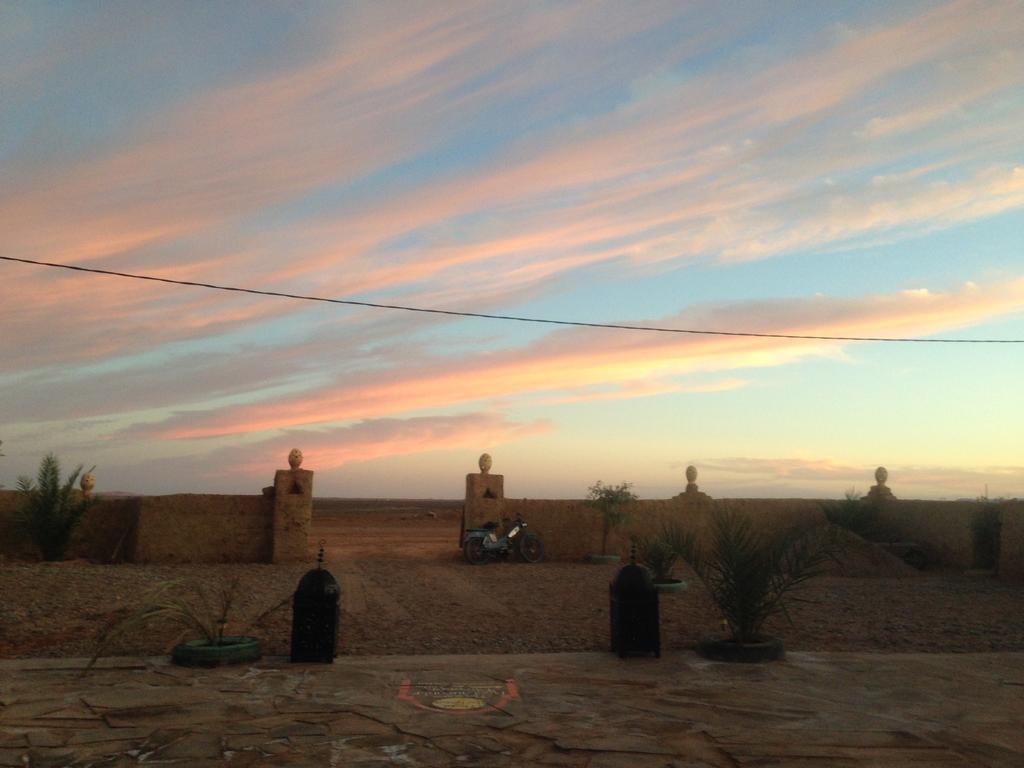 Riad Marhaba Merzane Luaran gambar